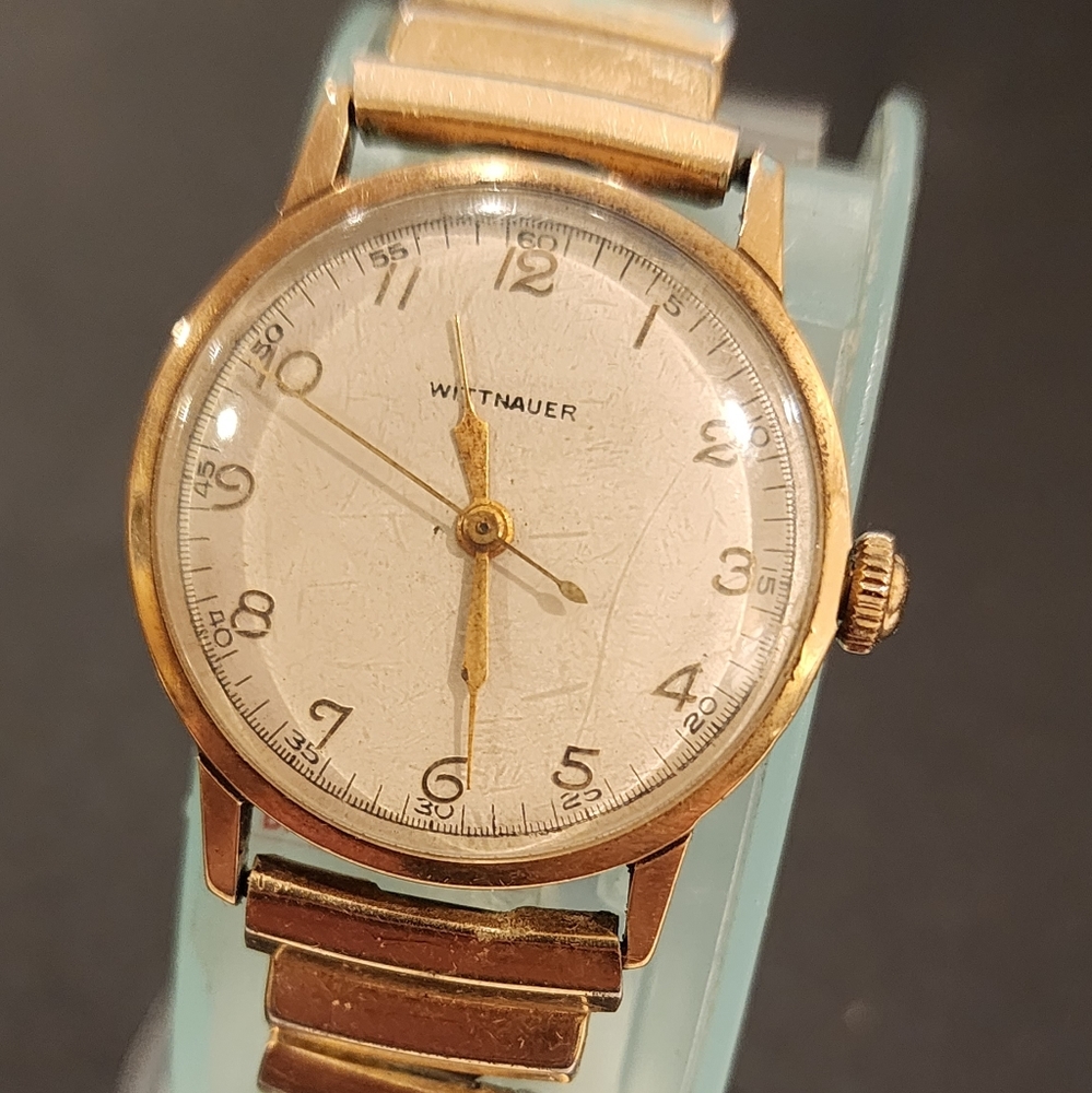 Rare Solid 10K Gold Wittnauer Military Officers watch Running
